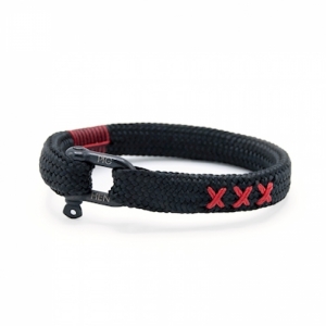  Black XXX/Black