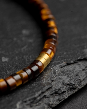  Tiger Eye